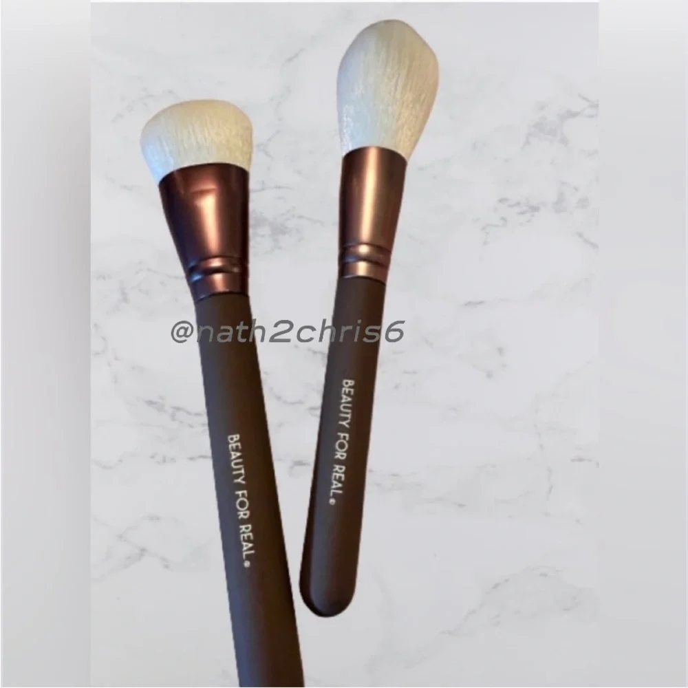 Beauty For Real Complexion and Powder brush Duo New in Pouch.